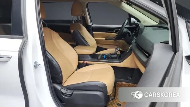 Kia Carnival 4th generation 2023 Белый из Кореи, фото 2