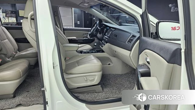 Kia The New Carnival 2019 Белый из Кореи, фото 2
