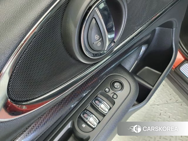 Mini Cooper S Clubman 2023 Оранжевый из Кореи, фото 2