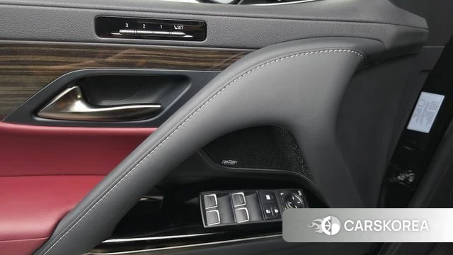 Lexus LX 4th Generation 2025 Черный из Кореи, фото 2