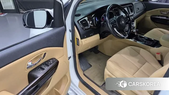 Kia The New Carnival 2018 Белый из Кореи, фото 2