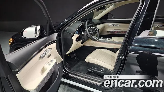 Genesis GV70 2024 Черный из Кореи, фото 2