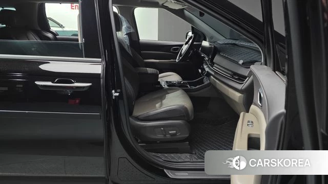 Kia The New Carnival 4th Generation 2024 Черный из Кореи, фото 2