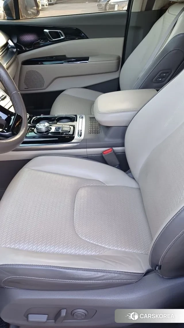 Kia Carnival 4th generation 2021 Черный из Кореи, фото 2