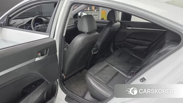 Hyundai The New Avante AD 2018 Белый из Кореи, фото 2