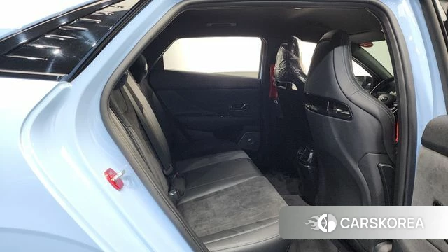 Hyundai Avante (CN7) 2022 Небесно-голубой из Кореи, фото 2
