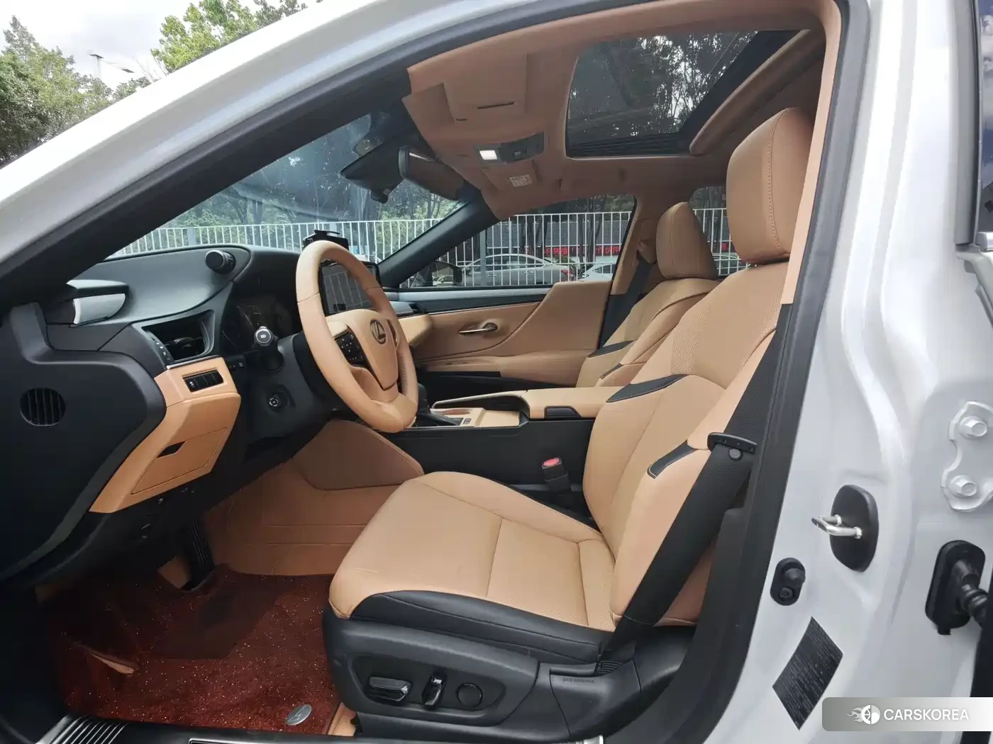Lexus ES 2026 Белый из Китая, фото 2