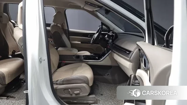 Kia Carnival 4th generation 2022 Белый из Кореи, фото 2