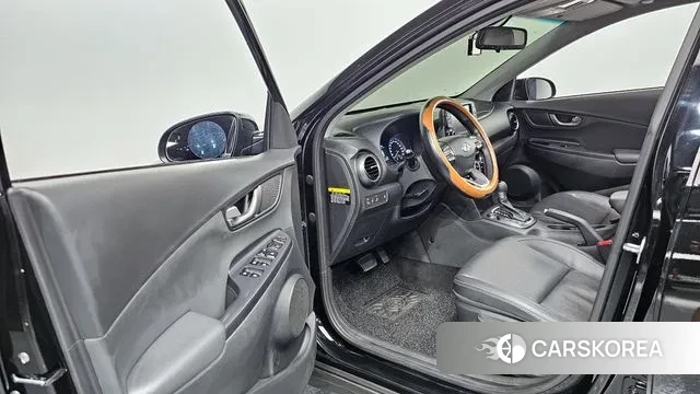 Hyundai Kona 2018 Черный из Кореи, фото 2