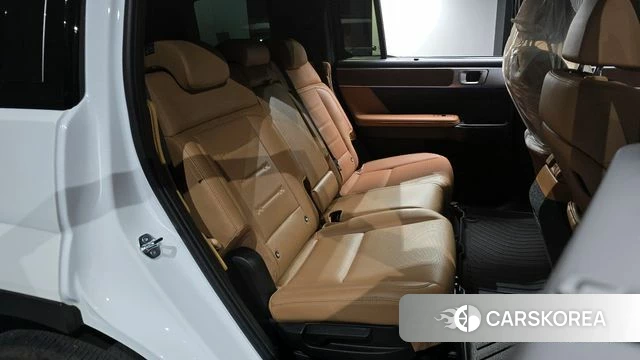 Hyundai Santa Fe (MX5) 2024 Белый из Кореи, фото 2