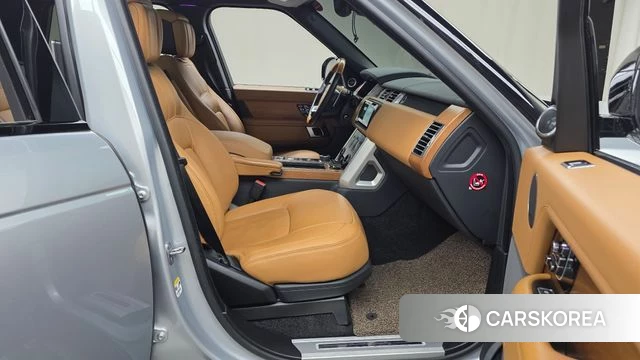 Land Rover Range Rover 4th Generation 2019 Серебряный из Кореи, фото 2
