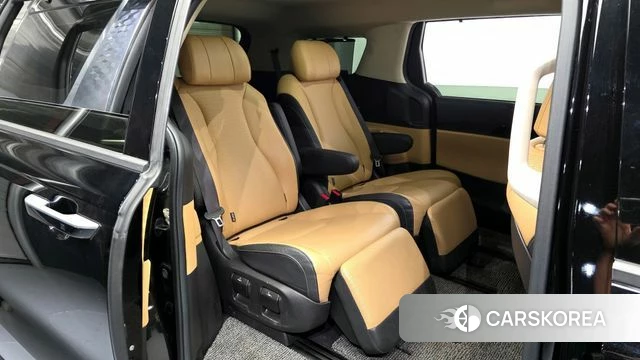 Kia Carnival 4th generation 2021 Черный из Кореи, фото 2