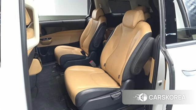 Kia Carnival 4th generation 2023 Белый из Кореи, фото 2