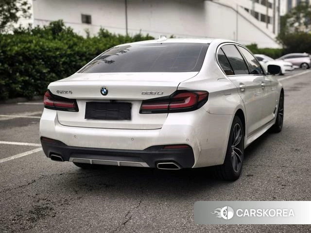 BMW 5 series 2023 Белый из Китая, фото 2