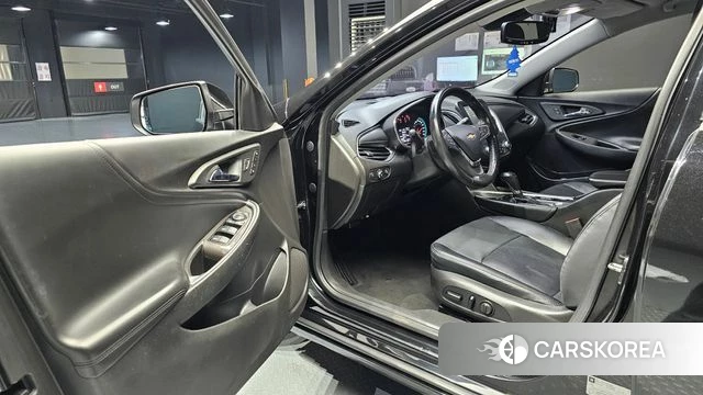 Chevrolet (GM Daewoo) All New Malibu 2018 Черный из Кореи, фото 2