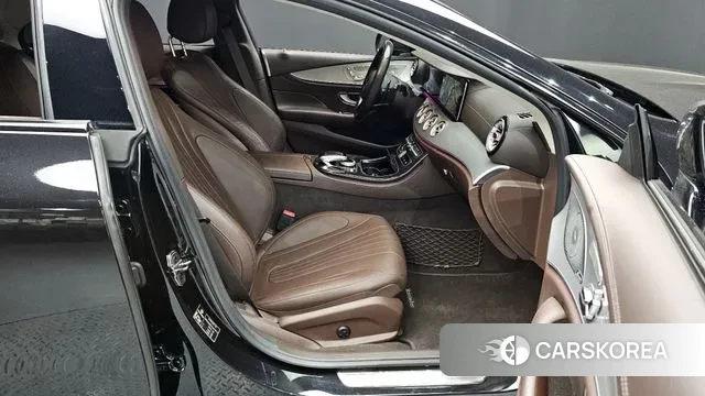 Mercedes-Benz CLS-Class C257 2018 Черный из Кореи, фото 2