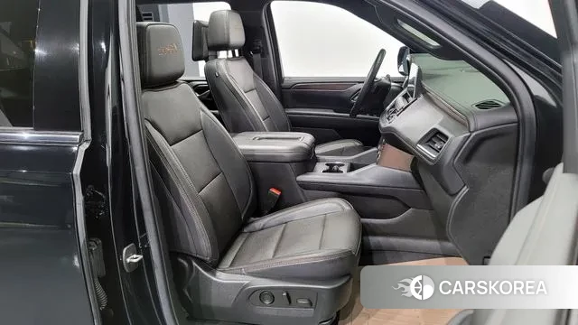 Chevrolet (GM Daewoo) Tahoe 2022 Черный из Кореи, фото 2