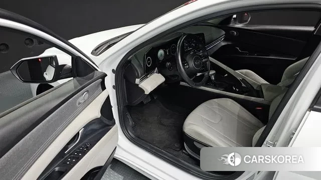 Hyundai Avante (CN7) 2022 Белый из Кореи, фото 2