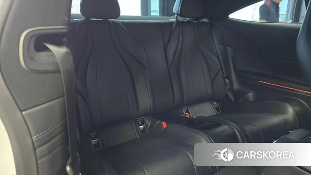 Mercedes-Benz CLE-Class C236 2024 Белый из Кореи, фото 2