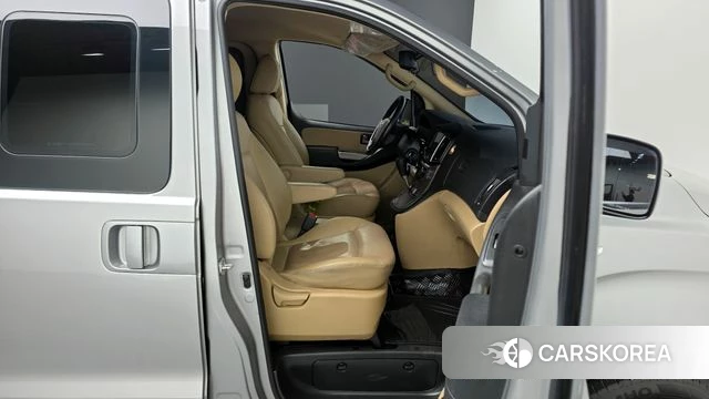 Hyundai The New Grand Starex 2020 Серебряный из Кореи, фото 2