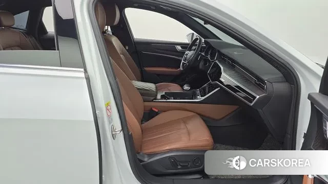 Audi A6 (C8) 2022 Белый из Кореи, фото 2