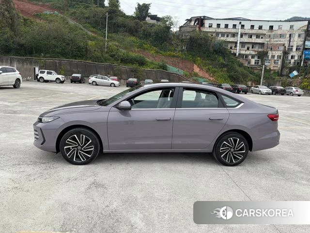 Volkswagen Lavida 2026 Фиолетовый из Китая, фото 2