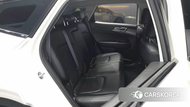 Kia Sportage 5th Generation Hybrid 2022 Белый из Кореи, фото 2