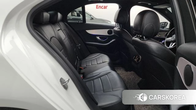 Mercedes-Benz C-Class W205 2020 Белый из Кореи, фото 2