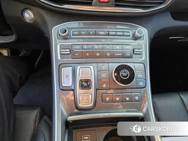 Hyundai The New Santa Fe 2022 Белый из Кореи, фото 2