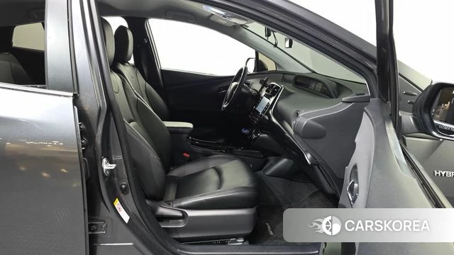 Toyota Prius 4th Generation 2019 Серый из Кореи, фото 2