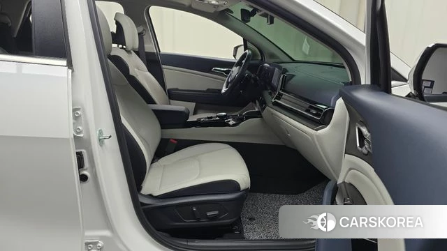 Kia Sportage 5th Generation 2021 Белый из Кореи, фото 2