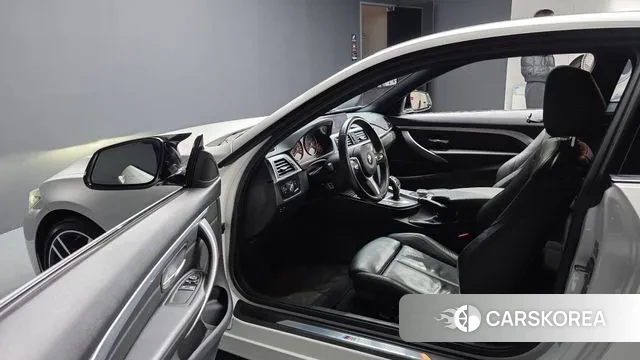 BMW 4 Series (F32) 2018 Белый из Кореи, фото 2