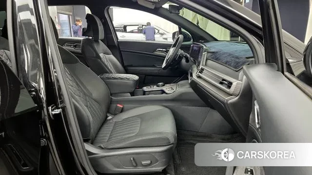 Kia Sportage 5th Generation 2024 Черный из Кореи, фото 2