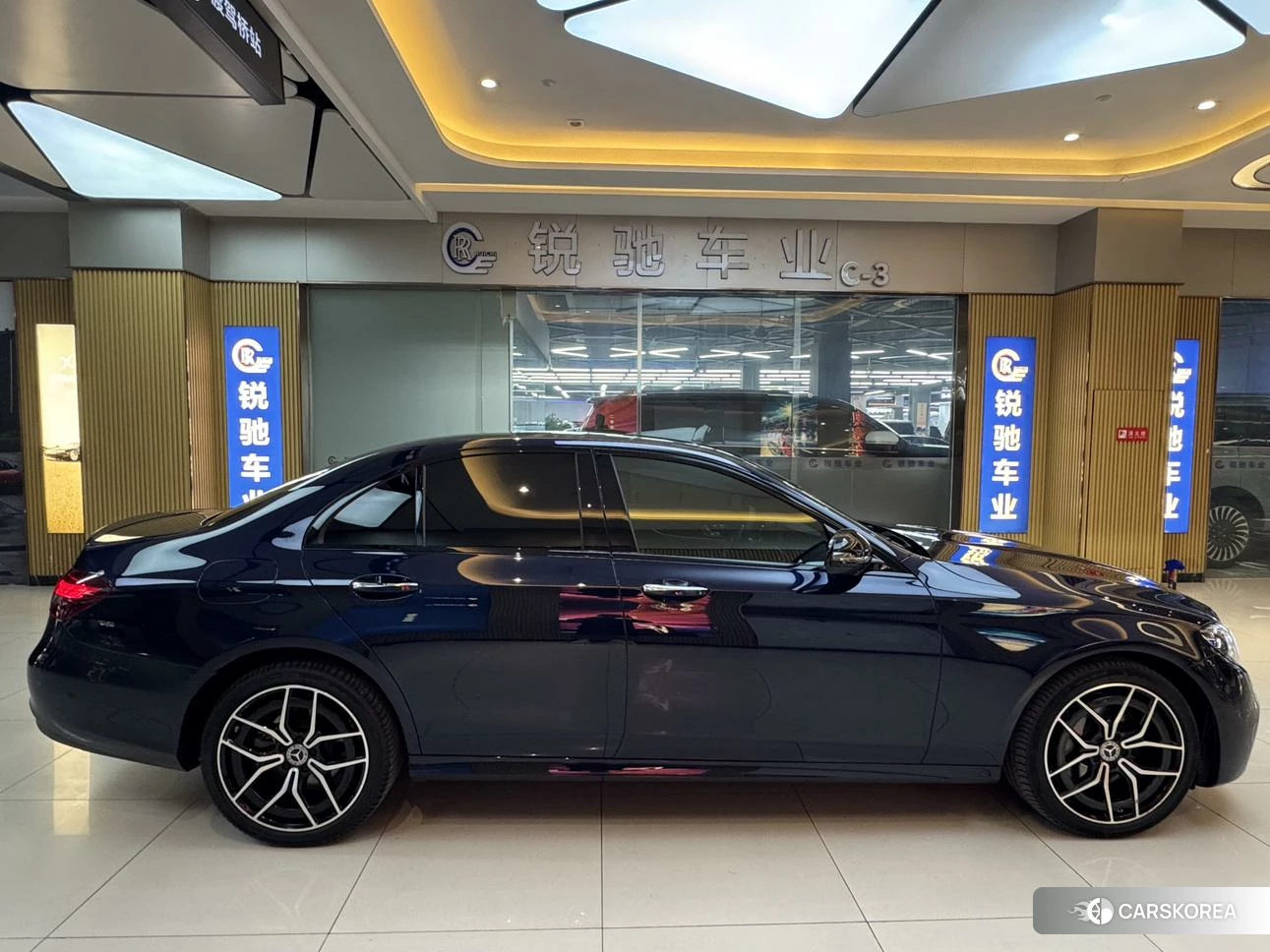 Mercedes-Benz E-class (imported) 2020 Синий из Китая, фото 2