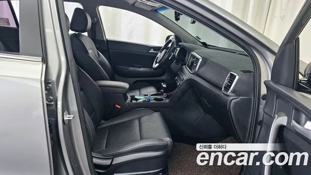 Kia Sportage The Bold 2019 Серебристо-серый из Кореи, фото 2