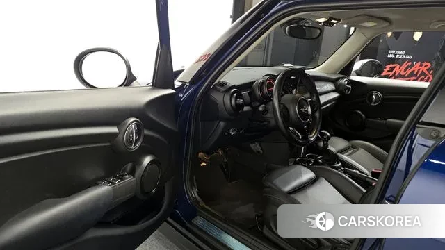 Mini Cooper 2018 Синий из Кореи, фото 2