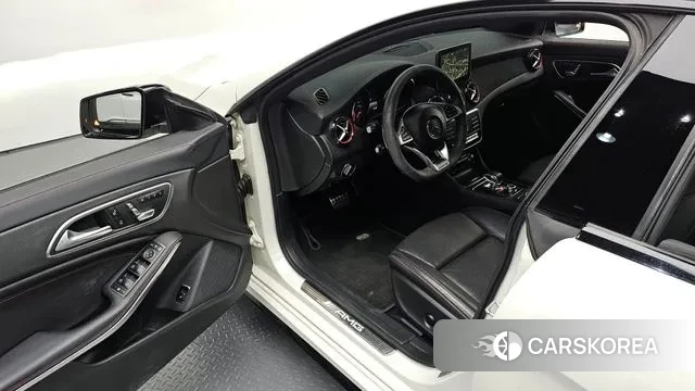 Mercedes-Benz CLA-Class C117 2018 Белый из Кореи, фото 2