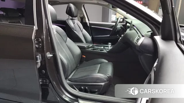 Genesis G70 2018 Черный из Кореи, фото 2