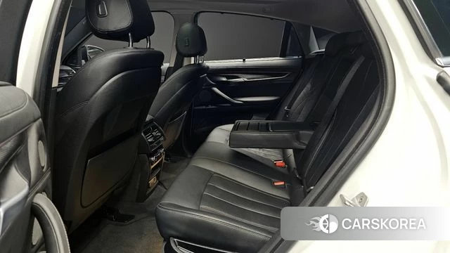 BMW X6 (F16) 2018 Белый из Кореи, фото 2