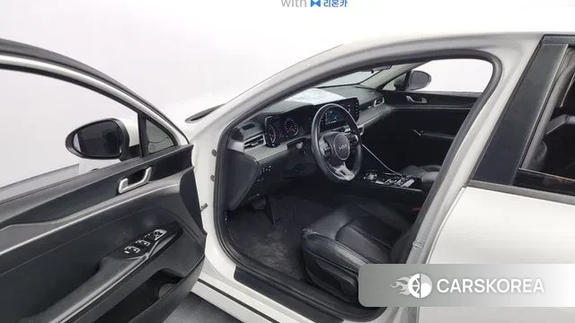 Kia K5 3rd generation 2022 Белый из Кореи, фото 2