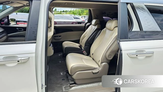 Kia Carnival 4th generation 2022 Белый из Кореи, фото 2