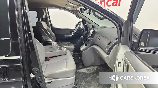 Hyundai The New Grand Starex 2019 Черный из Кореи, фото 2