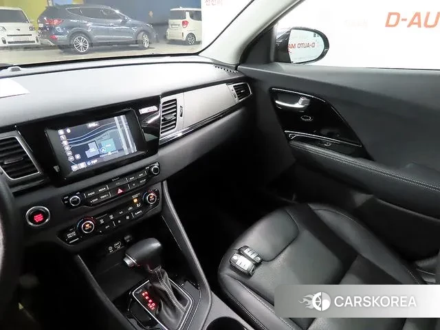 Kia Niro 2018 Синий из Кореи, фото 2