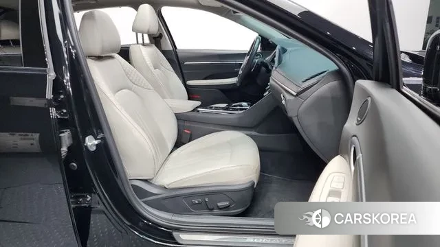 Hyundai Sonata (DN8) 2021 Черный из Кореи, фото 2