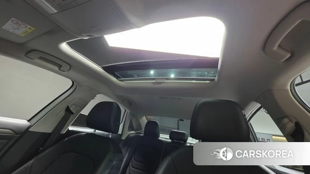 Volkswagen 7th Generation of Jetta 2021 Белый из Кореи, фото 2