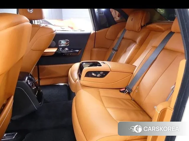 Rolls-Royce Phantom 2022 Черный из Кореи, фото 2