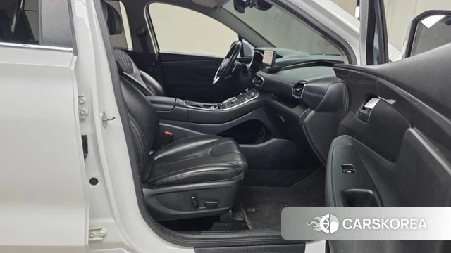 Hyundai The New Santa Fe 2021 Белый из Кореи, фото 2