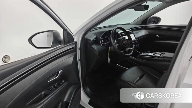 Hyundai Tucson (NX4) 2021 Белый из Кореи, фото 2