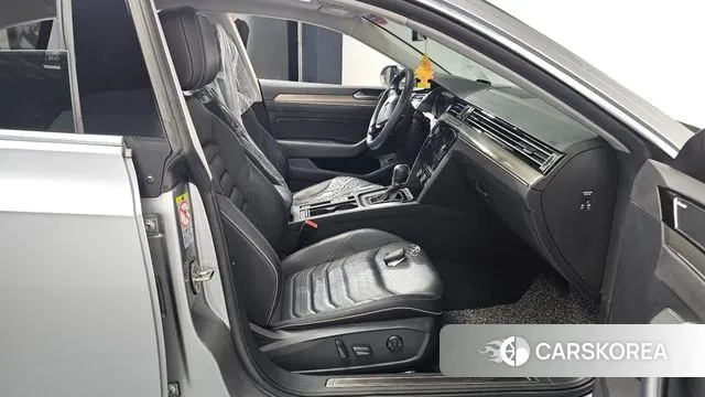 Volkswagen Arteon 2019 Серый из Кореи, фото 2