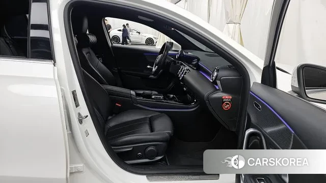 Mercedes-Benz A-Class W177 2021 Белый из Кореи, фото 2